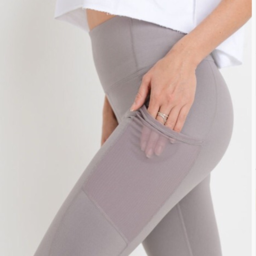 SALE{Last1} High Waist Mauve Mesh Zig Zag Leggings - Picture 2 of 2